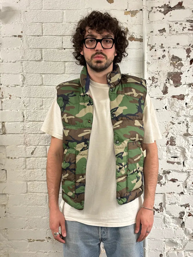 2010s Ralph Lauren Navy Camo Reversible American Flag Puffer Vest iBLSTys 4