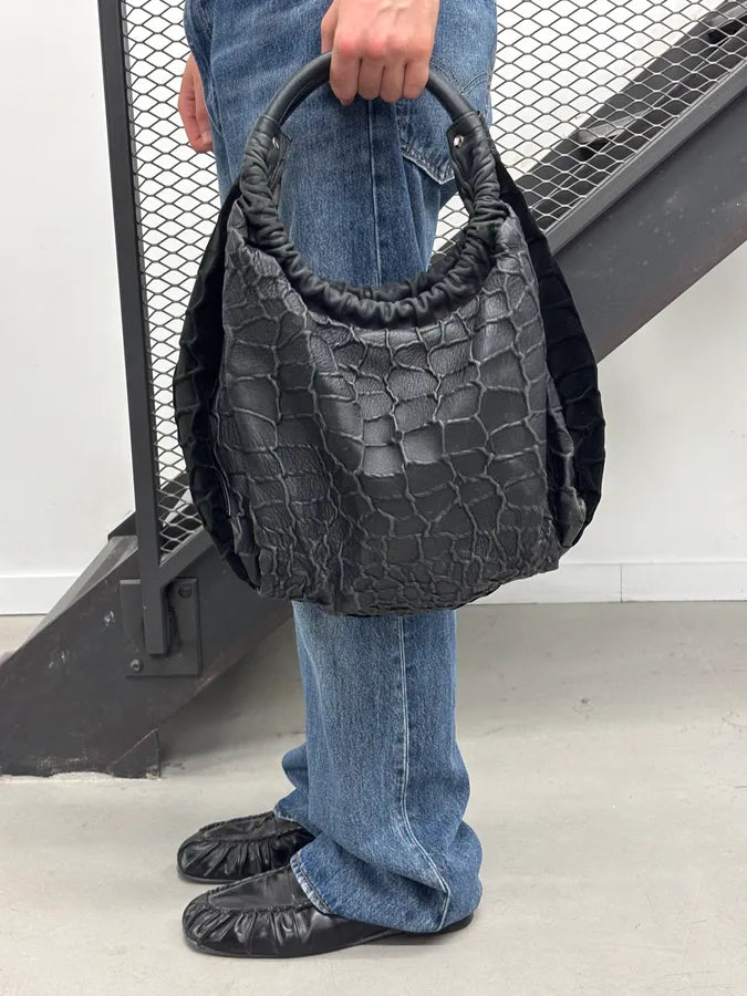 Roberto Cavalli Black Leather Crocodile-Embossed Reversible Handle Bag kHoQuSC 2