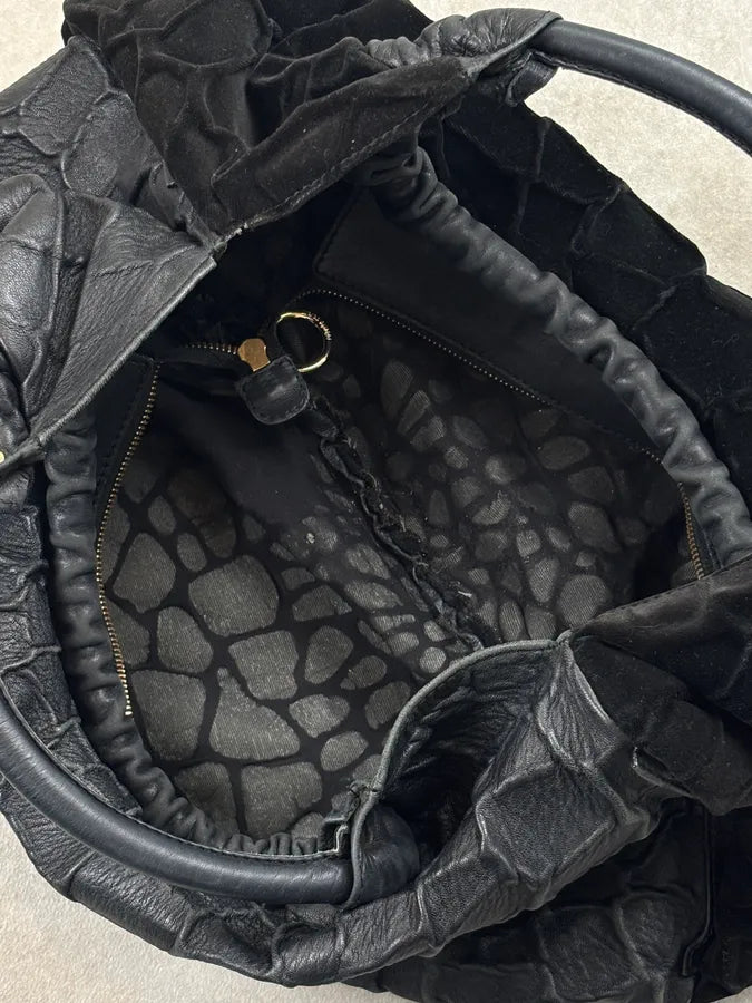 Roberto Cavalli Black Leather Crocodile-Embossed Reversible Handle Bag kHoQuSC 12
