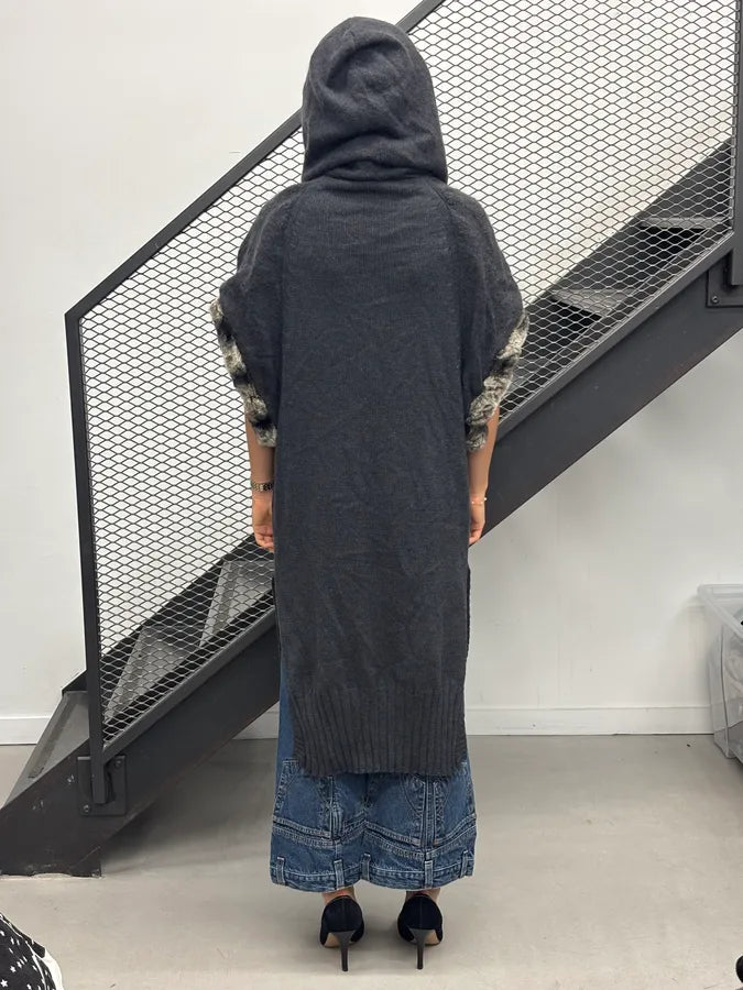 2000s Roberto Cavalli Long Grey Fur Hooded Vest  SfuAOBI 2