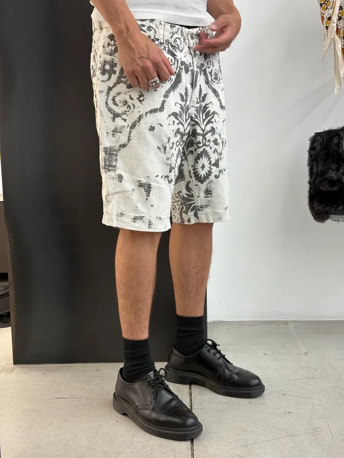 2000s Roberto Cavalli White Floral Tribal Shorts DRDBjli 2