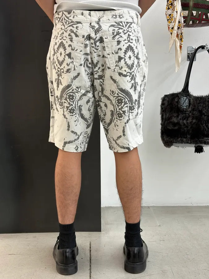 2000s Roberto Cavalli White Floral Tribal Shorts DRDBjli 3