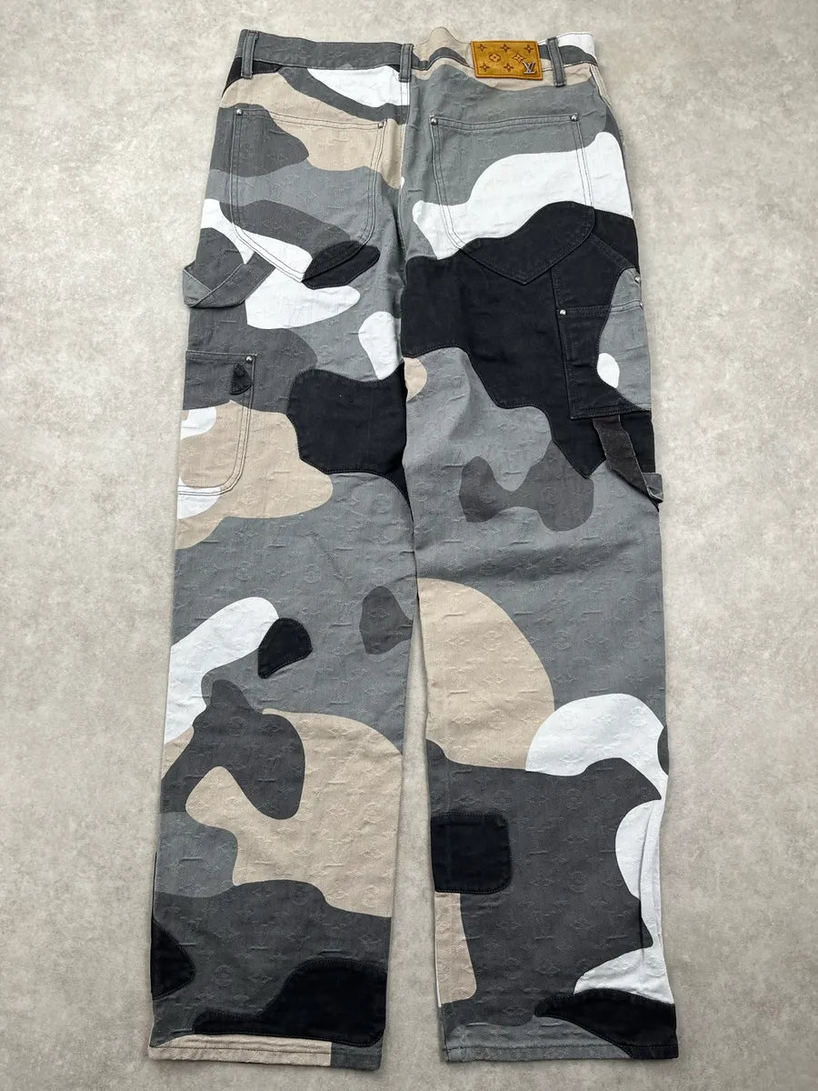 FW2023 Louis Vuitton Kidsuper Grey Face Denim Multi-Pocket Pants  sIAsbeyM 5