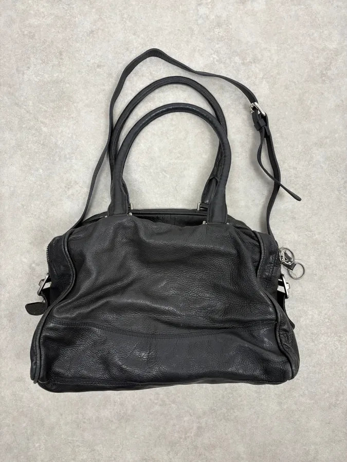 2000s Diesel Black Dual Zippers Leather Messenger Bag kjPiZxM 5