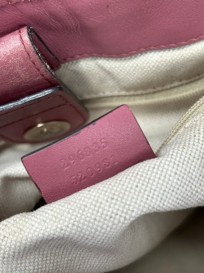 2000s Gucci Sukey Monogram Pink Leather Handle Bag sHklktJ 17