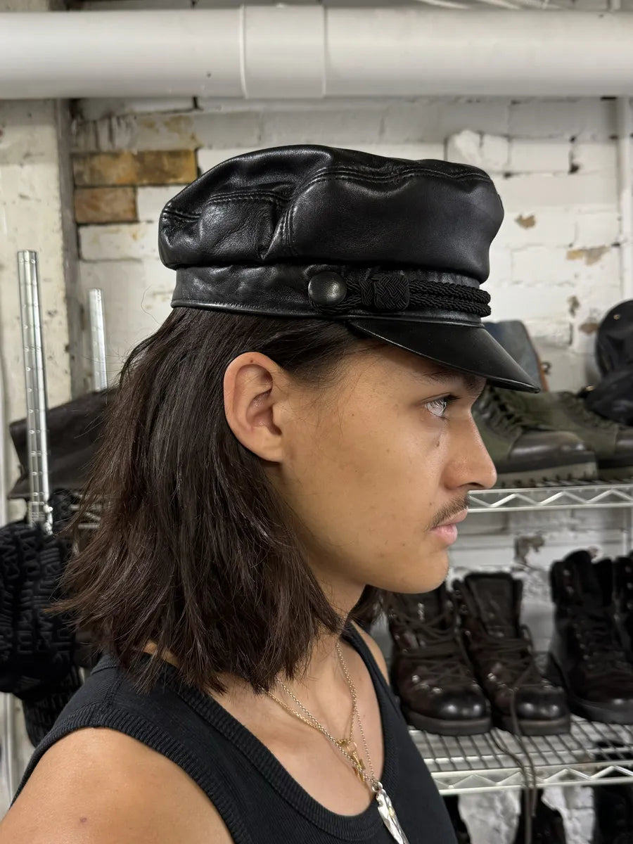Saint Laurent Black Leather Newsboy Cap AINlPEO 3