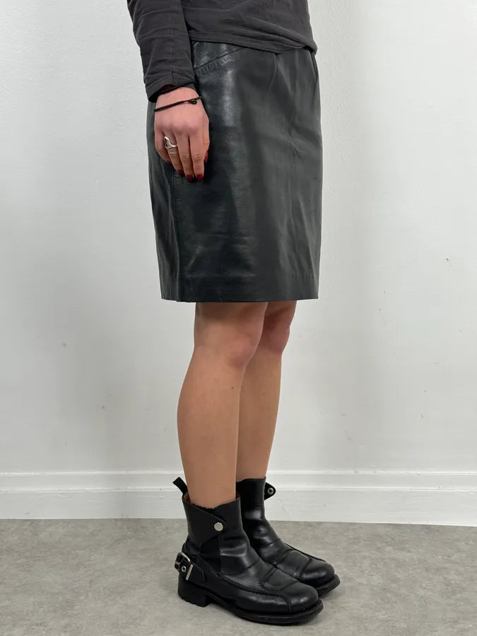1990s Saint Laurent Rive Gauche Black Leather Skirt  hEeRzwJ 2