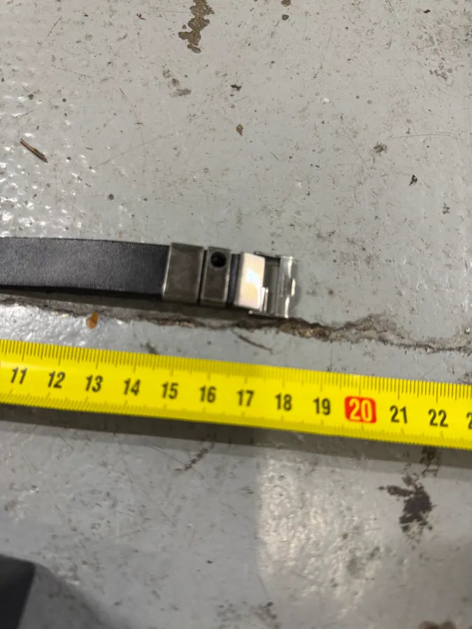 Saint Laurent Black Metal Buckle Leather Bracelet pHlEjiq 8