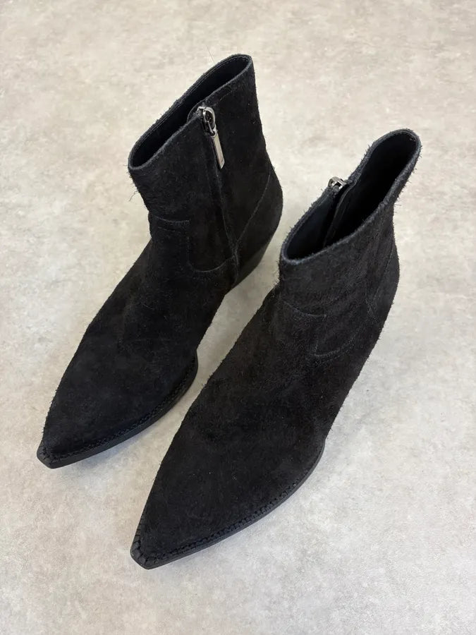 2010s Saint Laurent Black Suede Leather Ankle Boots nsmrYfI 2