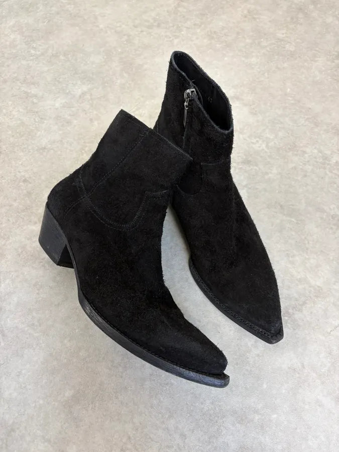 2010s Saint Laurent Black Suede Leather Ankle Boots nsmrYfI 4