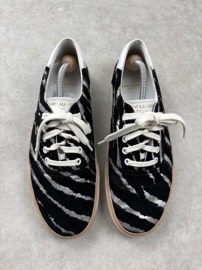 2010s Saint Laurent Black Zebra Stripe Low-Top Skate Sneakers CzWrlGK 1