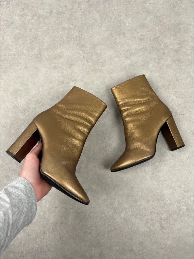 Saint Laurent Gold Leather Ruched Block Heel Bootie IwHWqzz 0