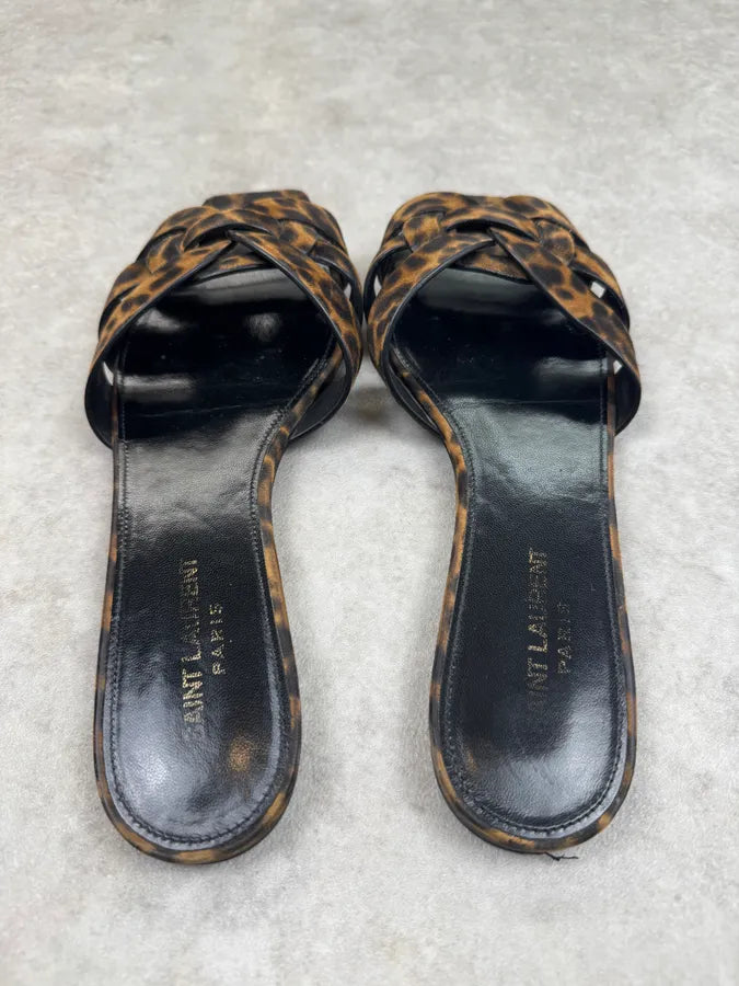 Saint Laurent Leopard Suede Leather Sandals kByCOlX 4