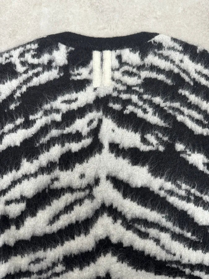 AW2014 Saint Laurent Zebra Wool Sweater by Hedi Slimane RPmdBOO 6