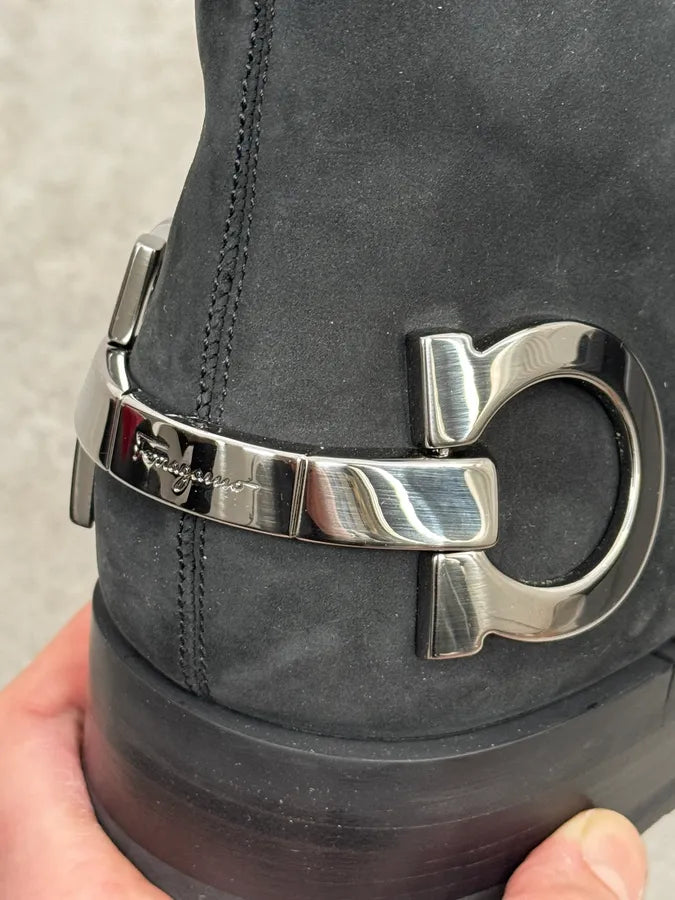 Salvatore Ferragamo Dark Grey Classy Chelsea Leather Boots JwaFNxy 5