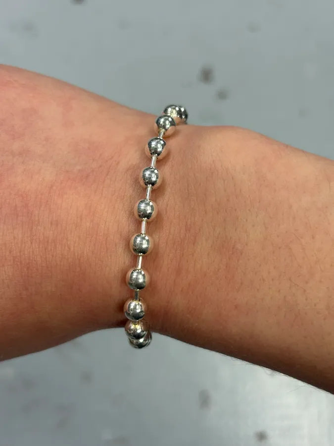 Gucci Silver Bullet Anchor Chain Bracelet DggVYfL 2