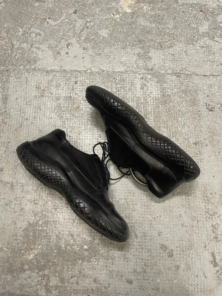 SS1999 Prada Black Vibram Leather Low Boots (41eu/us8) 2