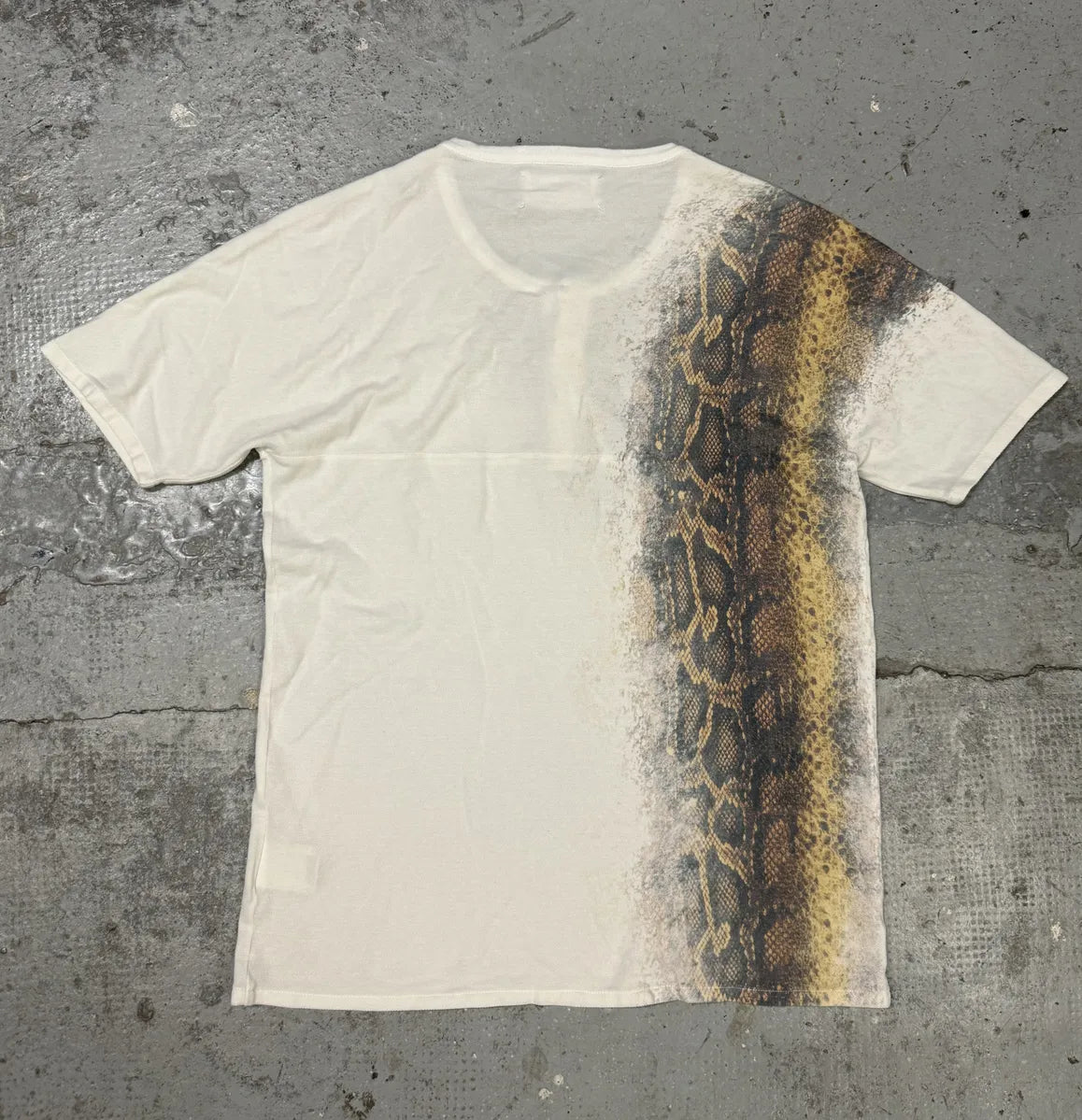 SS2001 Maison Martin Margiela White Snakeskin Print Henley T-Shirt cbzhNSt 1