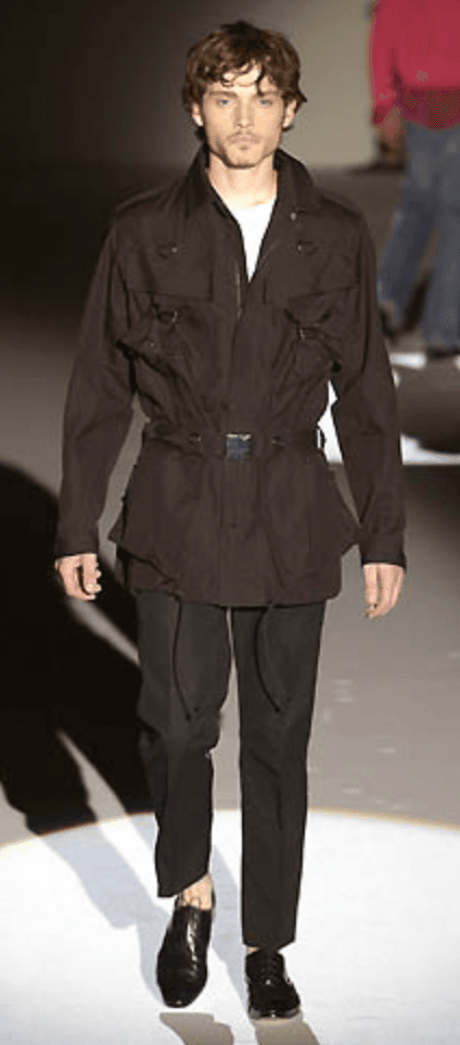 SS2002 Gucci by Tom Ford Imperial Long Black Jacket dZYuVns 1