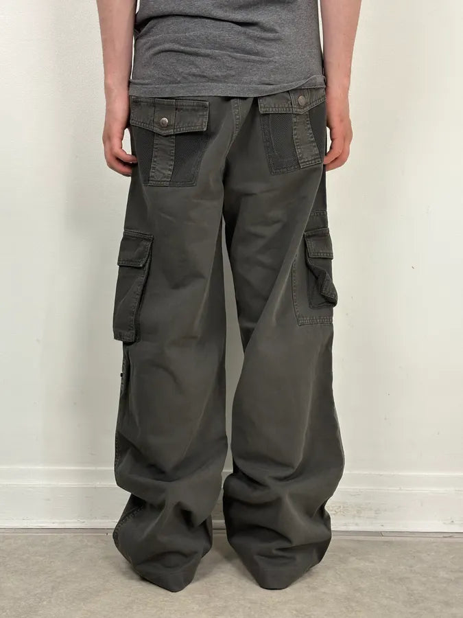 SS2003 Dolce & Gabbana Dark Grey Cargo Multi Pocket Pants xvLMaRb 2