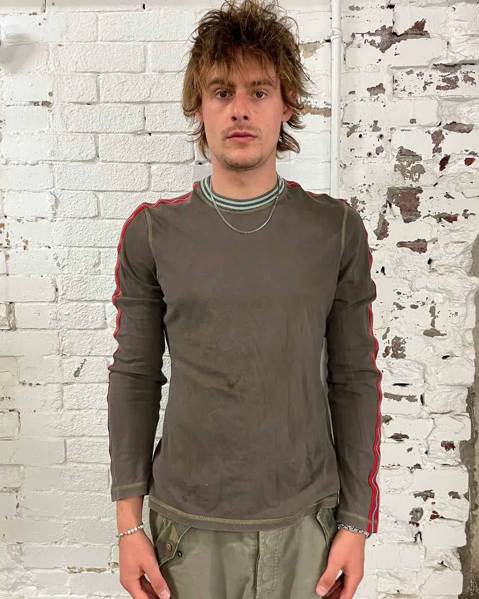 SS2004 Dolce & Gabbana Brown Athlete Longsleeve T-Shirt PmygKRO 1