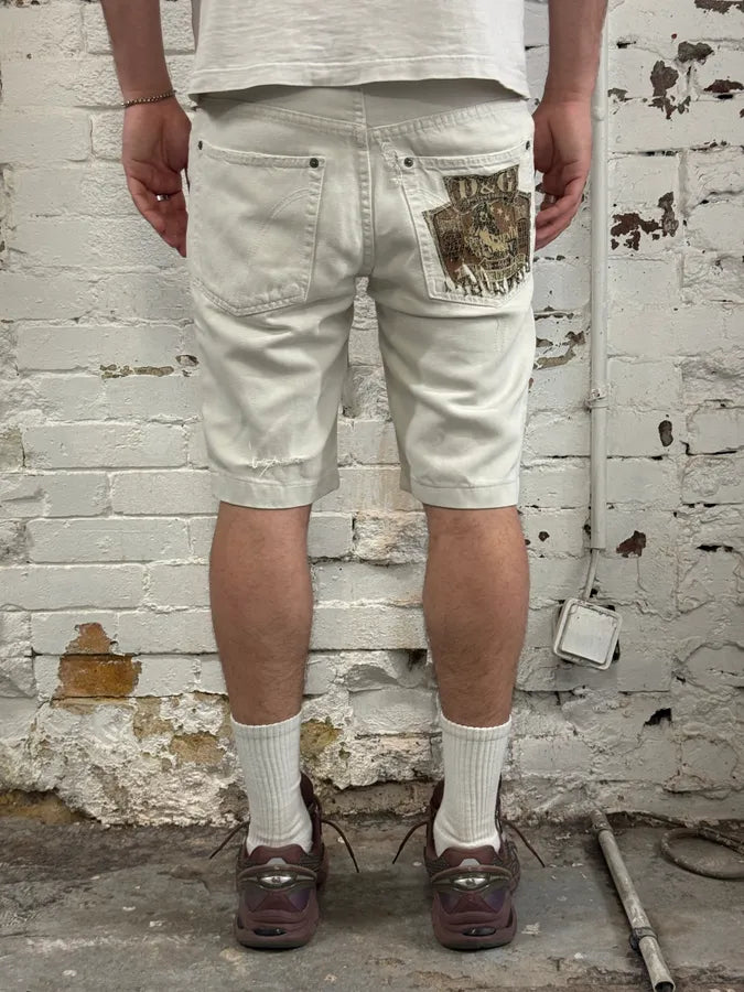 SS2006 Dolce & Gabbana Distressed White Denim Shorts BeyEZpc 0