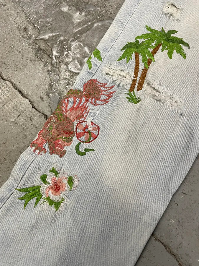 SS2006 Dolce & Gabbana Embroidered Honolulu Blue Distressed Jeans (M/L) euSEVjI 8