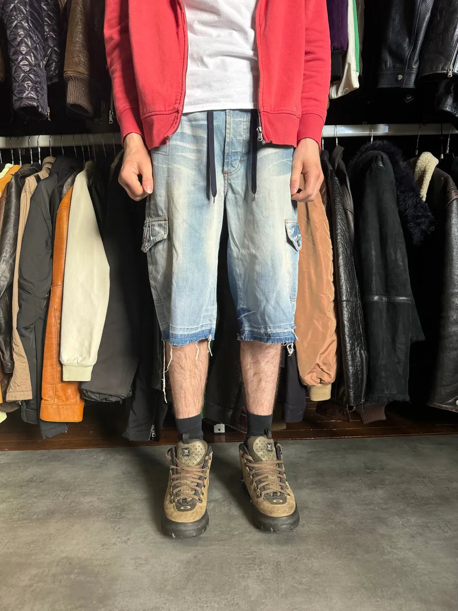 SS2006 Dolce & Gabbana Ultra Washed Distressed Denim Cargo Shorts tPwBsub 1