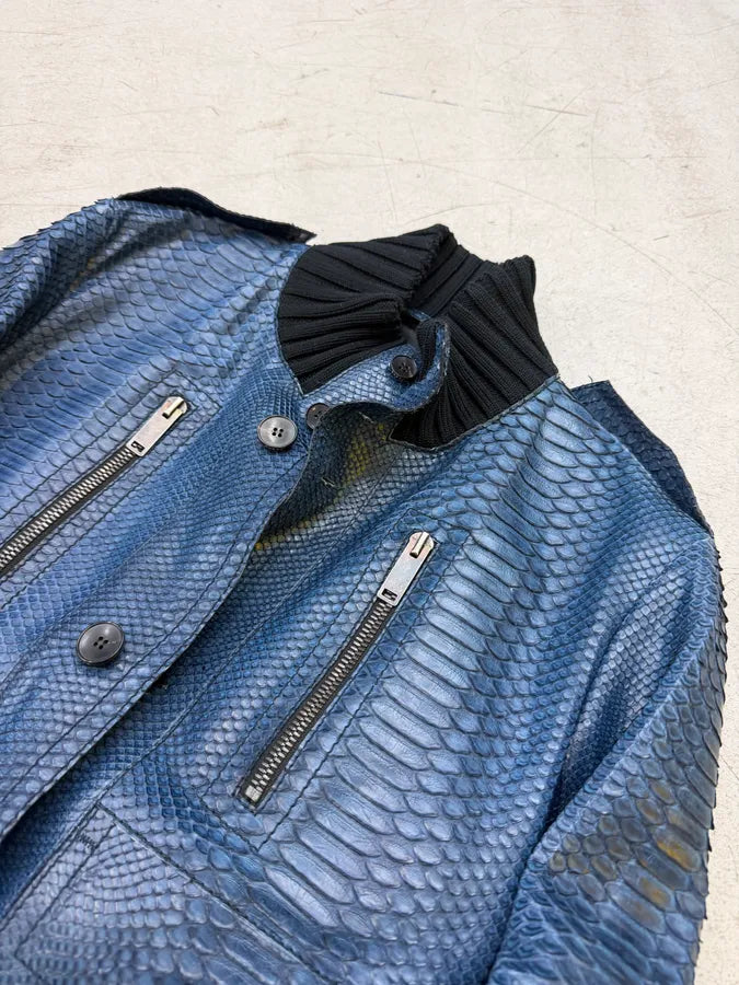 SS2006 Gucci Navy Python Leather Madonna Jacket by Frida Giannini YvzpFZa 14