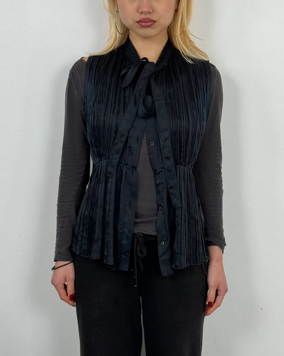 SS2006 Prada Black Elegant Blouse Sleeveless Shirt Vest FyDVcXs 1