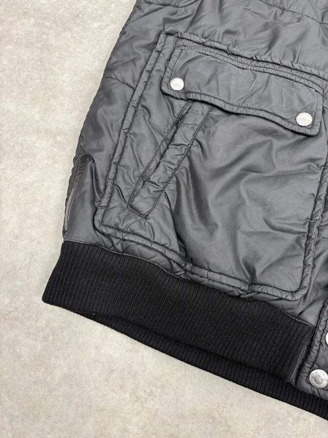 SS2006 Prada Black Nylon Quilted Vest nFQDOVW 7