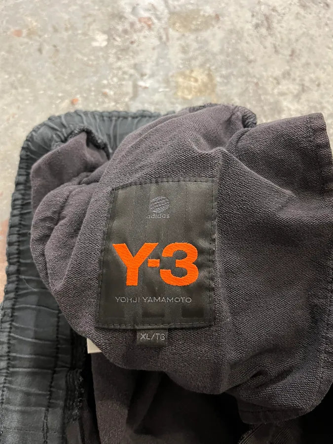 SS2006 Yohji Yamamoto Y-3 Adidas Faded Black Sweatpant (L/XL) LTGeuyl 7