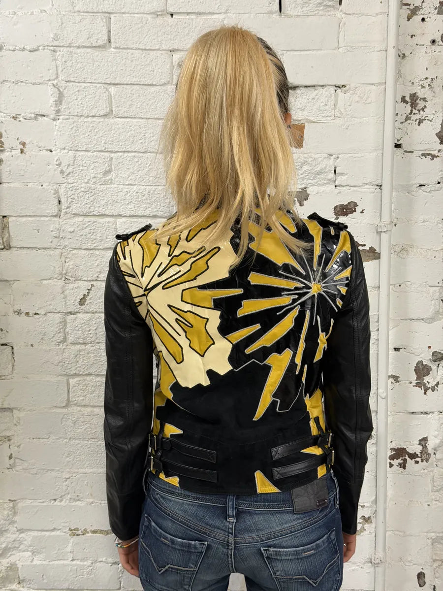SS2008 Gucci Black & Yellow Floral Leather Biker Jacket by Frida Giannini bbgGkVP 2