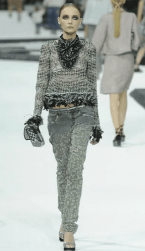 SS2011 Chanel Grey & Pink Denim Distressed Jeans ZxOllNI 4