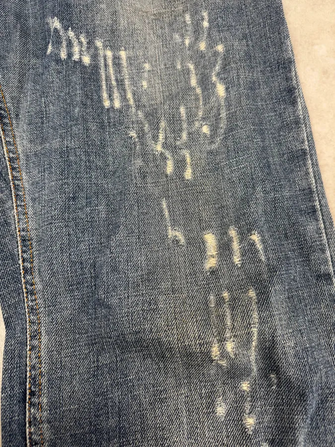 SS2011 Dolce & Gabbana Distressed Blue Denim Jeans JTSuixp 7