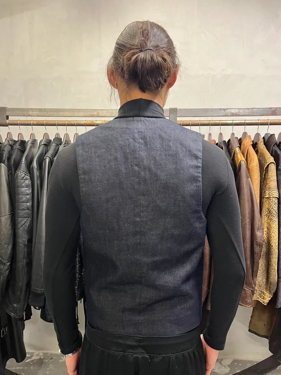 SS2011 Maison Margiela Grey Minimalist Pure Vest YkdPfFF 2