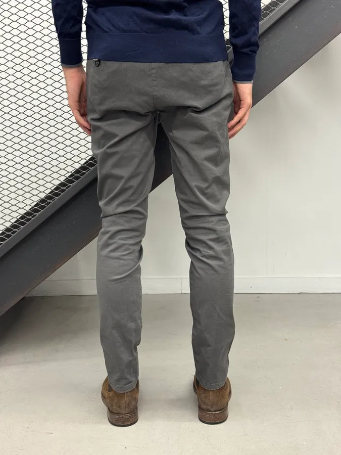 SS2014 Prada Grey Chino Slim Pants BmaeyMr 3
