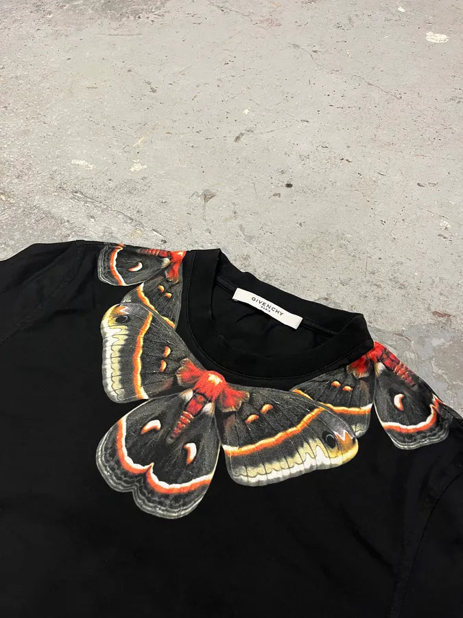 SS2015 Givenchy Butterfly Neck Black T-Shirt by Riccardo Tisci MAtkWbE 3
