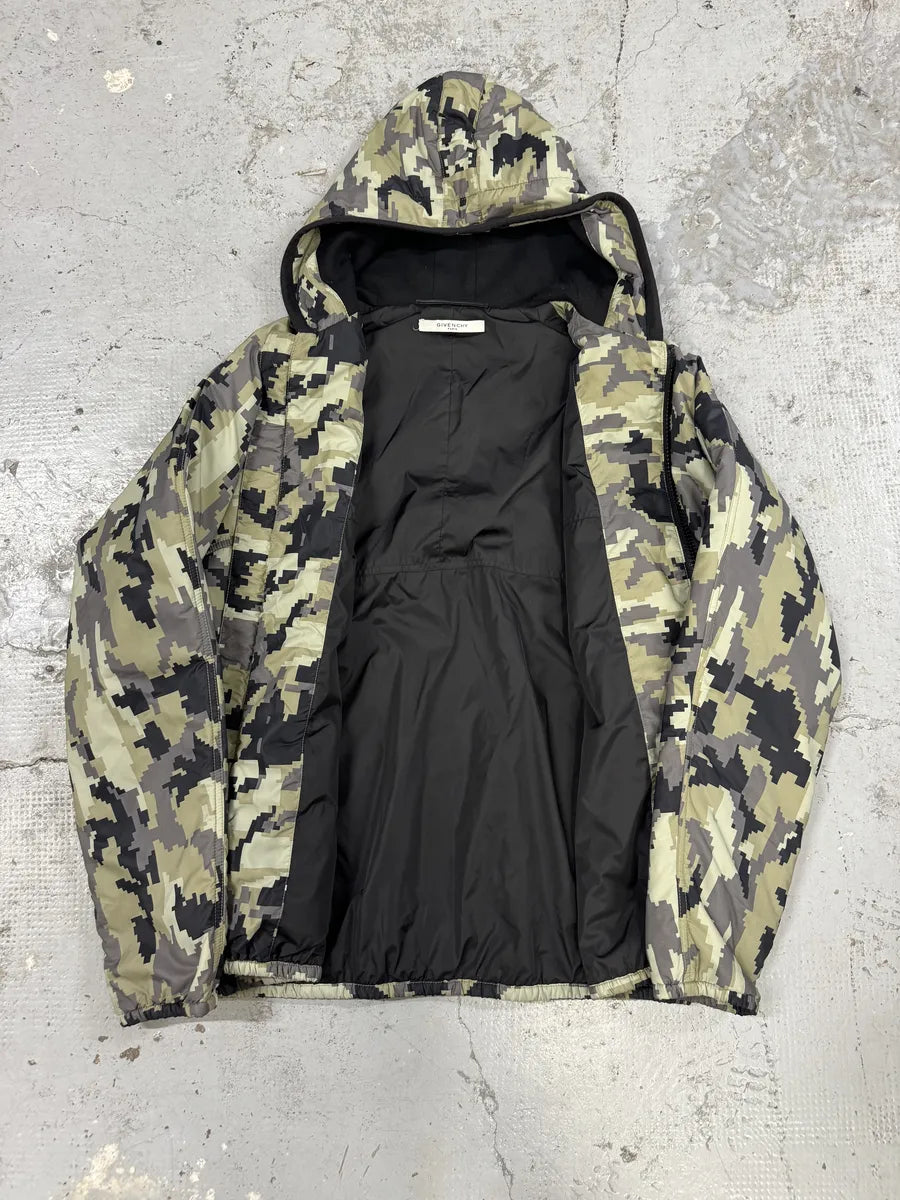 SS2015 Givenchy Camo Green Pixelized Jacket by Riccardo Tisci baBTbhm 4