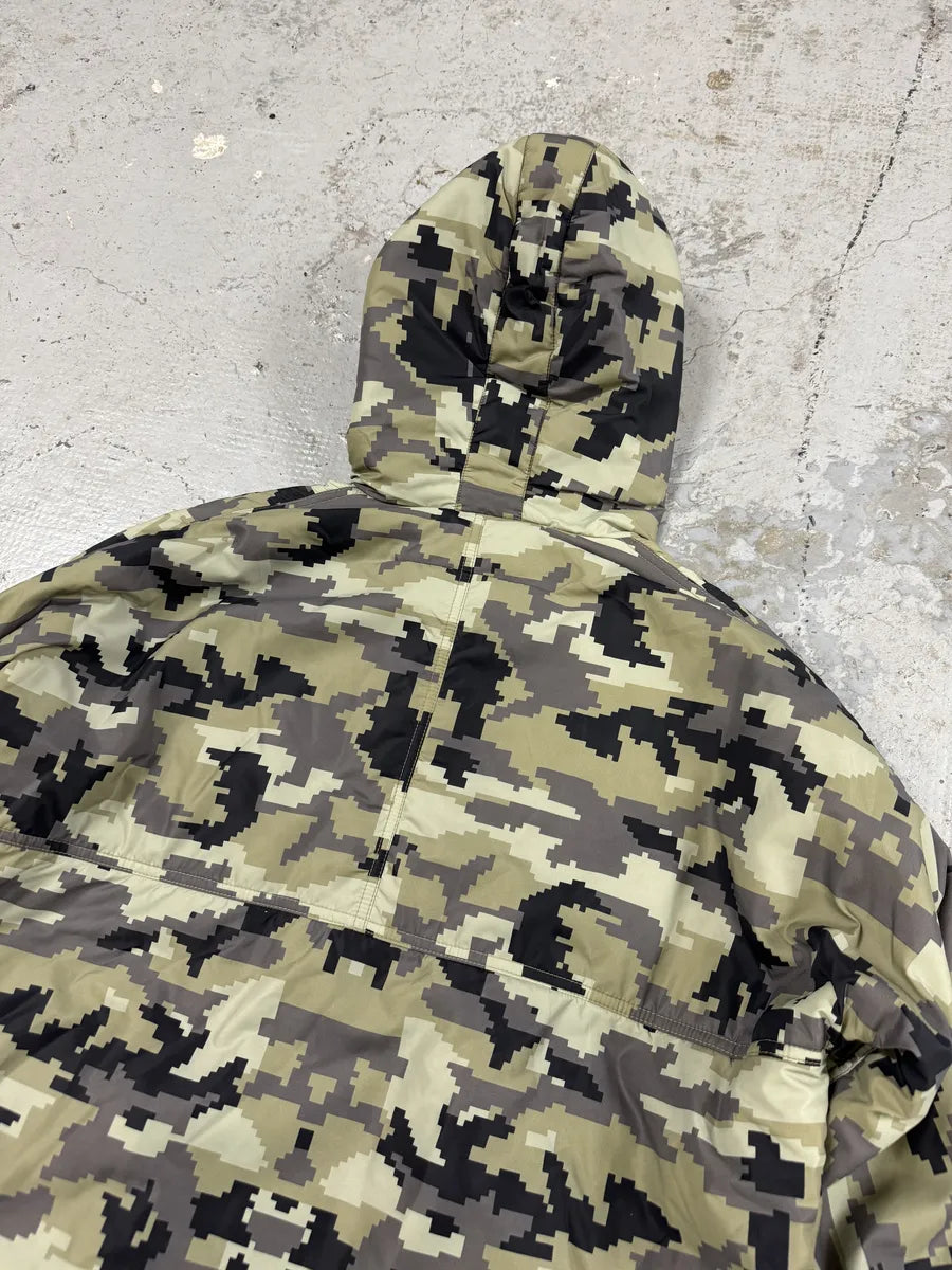 SS2015 Givenchy Camo Green Pixelized Jacket by Riccardo Tisci baBTbhm 5