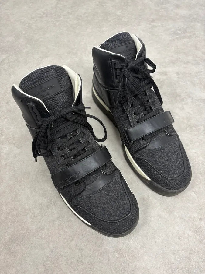 SS2015 Louis Vuitton Black Trail Blazers Knit Strap Sneakers McsNvIx 3