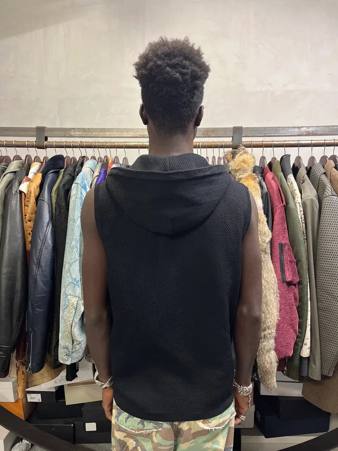 SS2016 Emporio Armani Black Sleeveless Zip-up Hoodie bfZnhlL 4