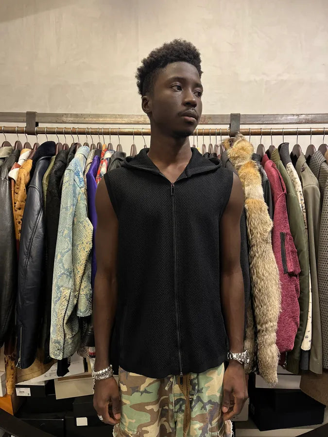 SS2016 Emporio Armani Black Sleeveless Zip-up Hoodie bfZnhlL 1