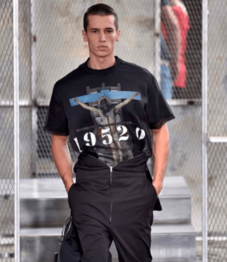 SS2016 Givenchy Jesus Christ Cross Black T-Shirt by Riccardo Tisci SS2016 Givenchy Jesus Christ Cross Black T-Shirt by Riccardo Tisci
