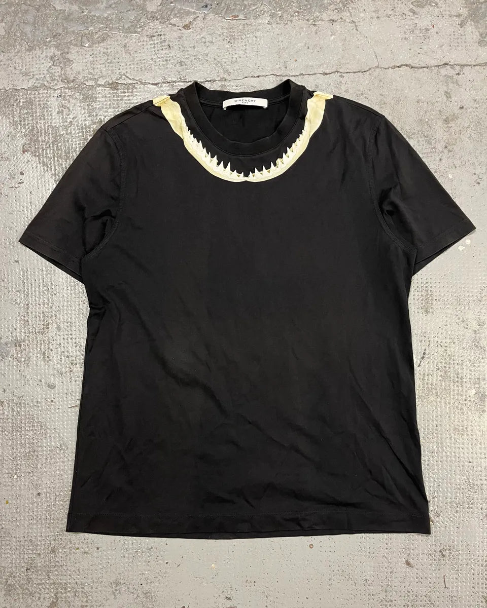 SS2017 Givenchy Black Shark Teeth T-Shirt by Riccardo Tisci XrPOxFj 0