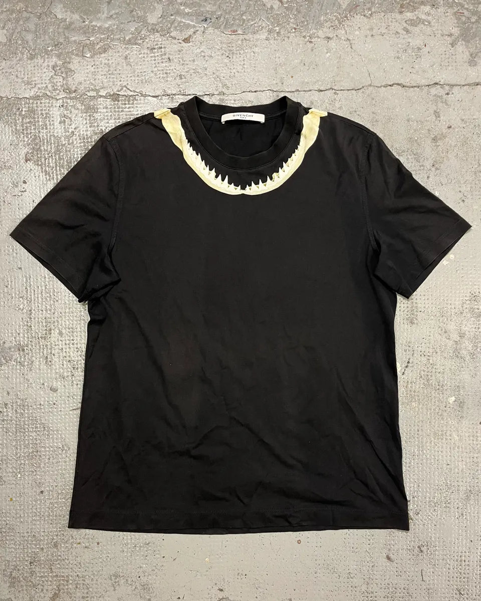 SS2017 Givenchy Black Shark Teeth T-Shirt by Riccardo Tisci XrPOxFj 3
