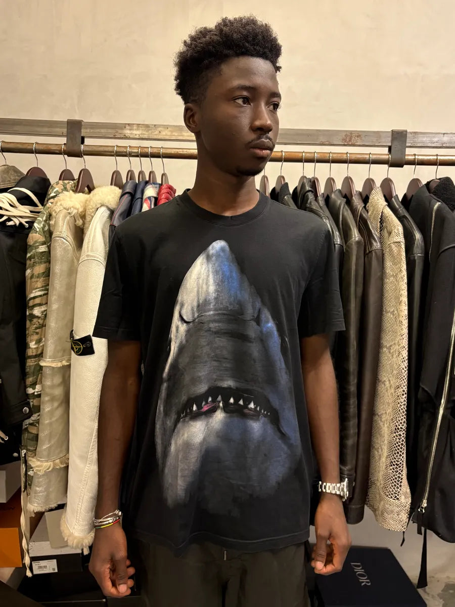 SS2017 Givenchy Black Shart T-Shirt by Riccardo Tisci SQutZmR 1