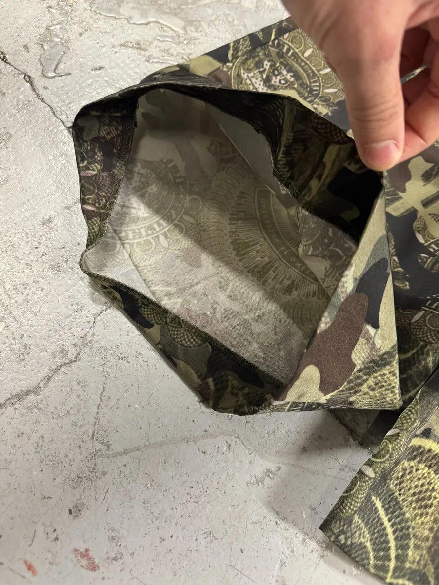 SS2017 Givenchy Camo Shorts by Riccardo Tisci SazXwDj 4