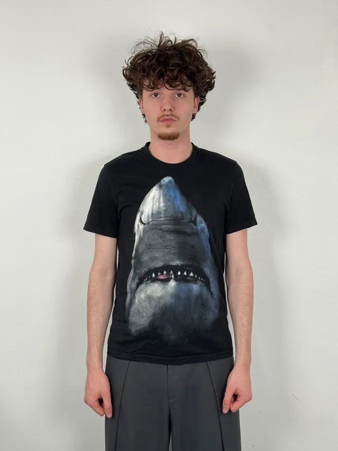 SS2017 Givenchy Shark Black T-Shirt by Riccardo Tisci PzsGiGN 1