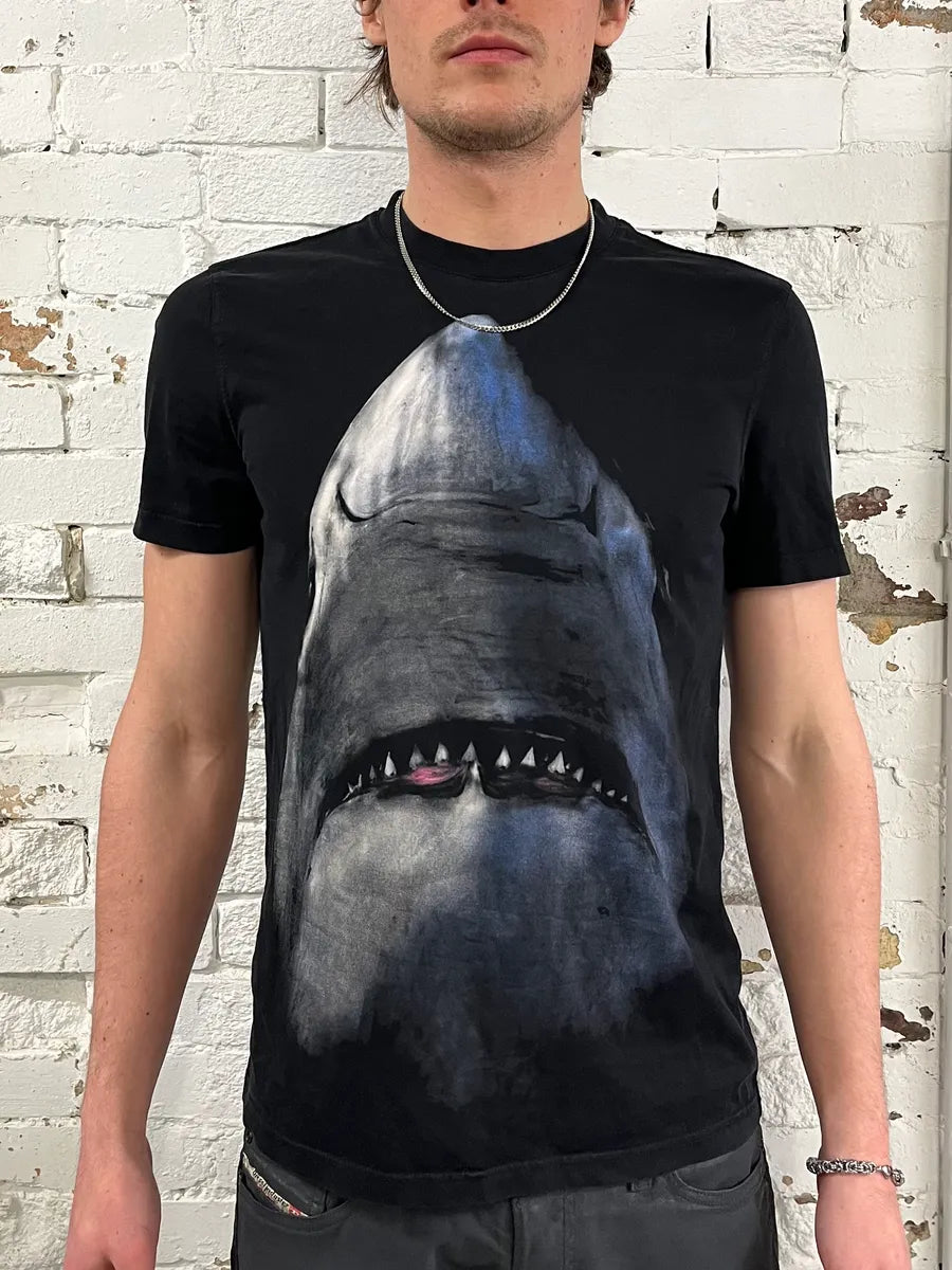 SS2017 Givenchy Shark Black T-Shirt by Riccardo Tisci – Dolce Vita Hub SS2017 Givenchy Shark Black T-Shirt by Riccardo Tisci – Dolce Vita Hub